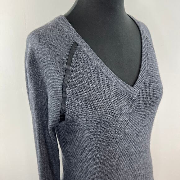 Feel The Piece Terre Jacobs Cashmere Leather Gray Long Sleeve VNeck Sweater XS/S - Picture 5 of 8